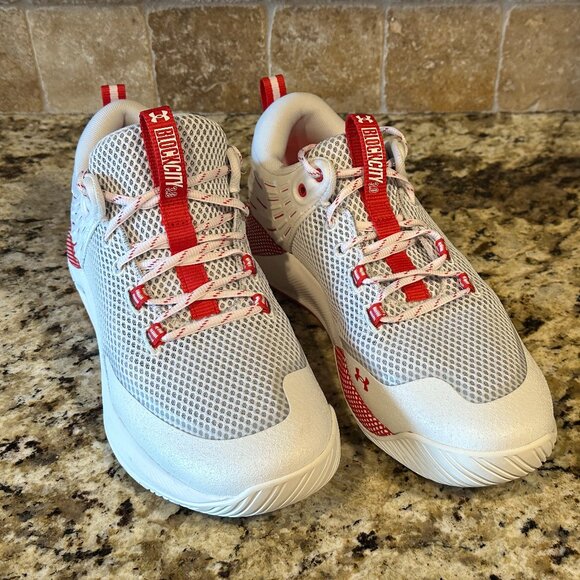 Under Armour Volleyball Shoe Women's White/RED New without Box (B-8 EP) - Picture 3 of 8